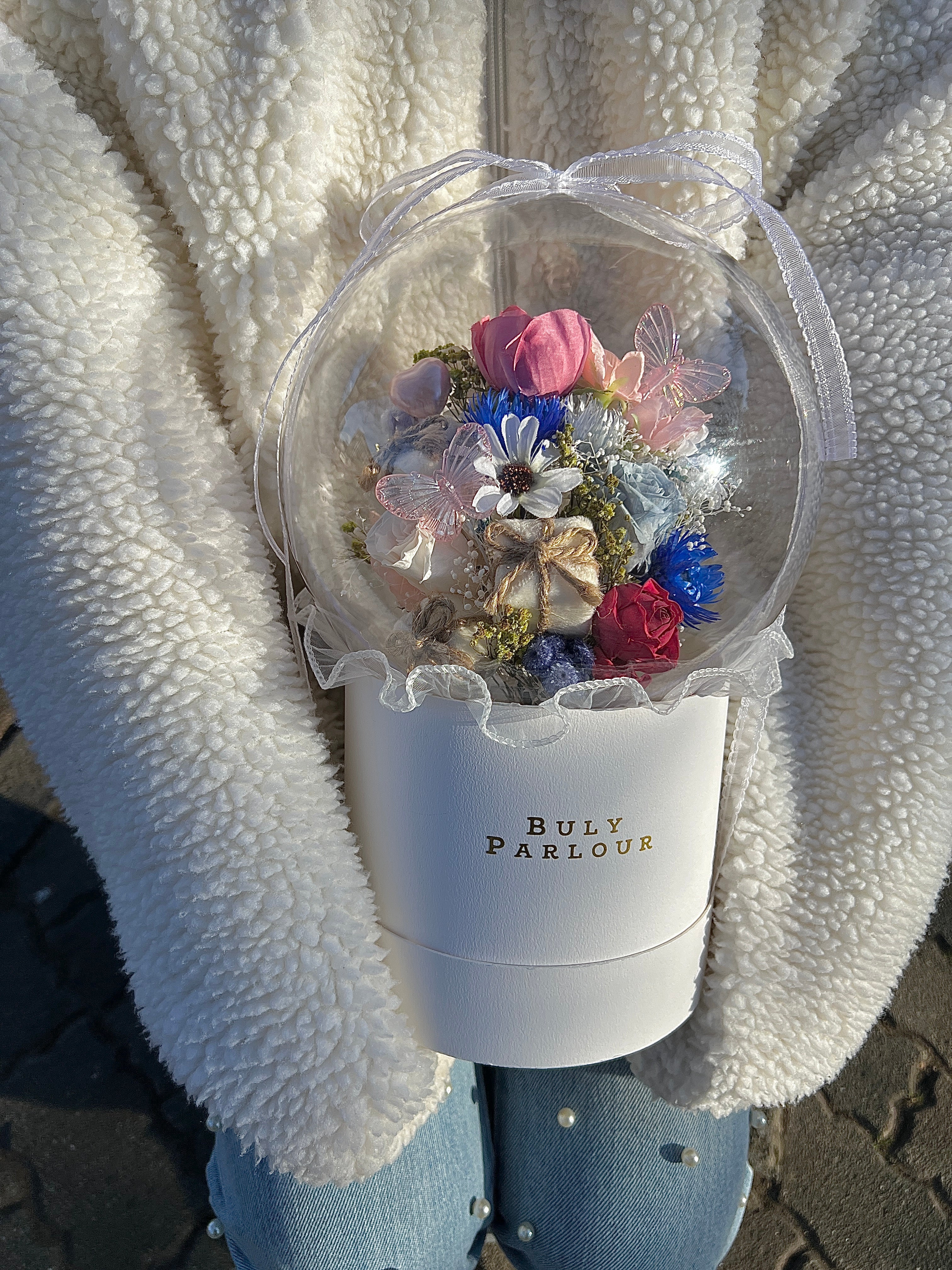 LOVELY BOUQUET